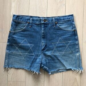 Vintage Wrangler Embroidered Denim Shorts Size 33 Made in USA